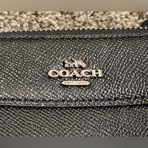 Coach Bennett Crossbody in Black Crossgrain Leather - Picture 3 of 14
